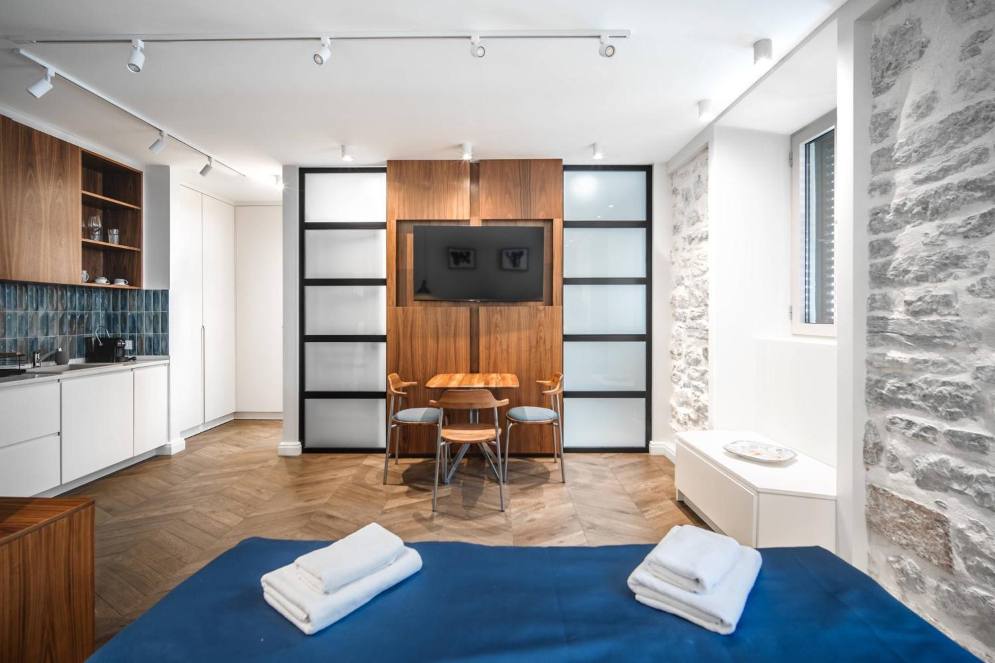 Nest Ozana * קוטור